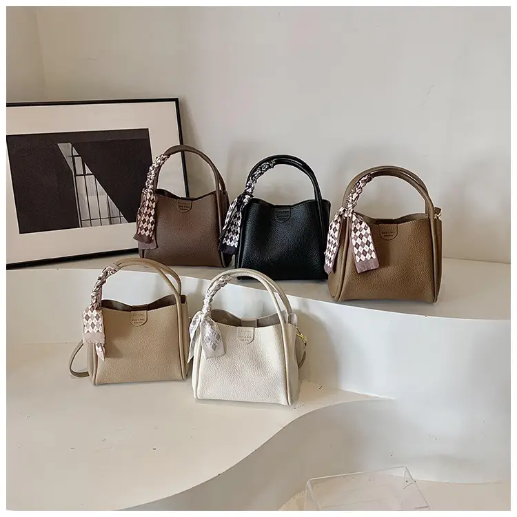 Brown Leather Shoulder Bag with Tassel for Women — feature 10