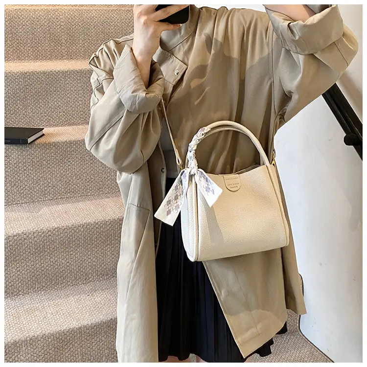 Brown Leather Shoulder Bag with Tassel for Women — feature 16