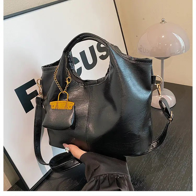 Women's Retro Leather Bucket Bag Brown 2024 — feature 11