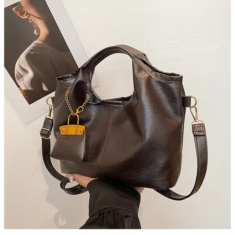Women's Retro Leather Bucket Bag Brown 2024 — feature 13