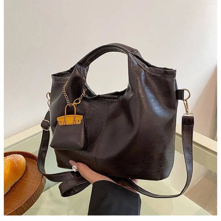 Women's Retro Leather Bucket Bag Brown 2024 — feature 15