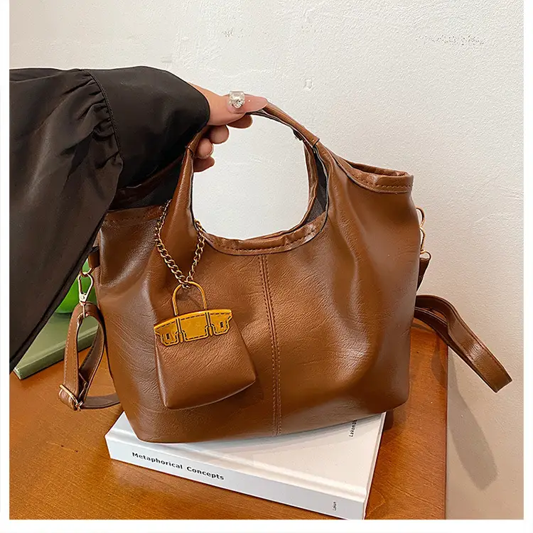 Women's Retro Leather Bucket Bag Brown 2024 — feature 16