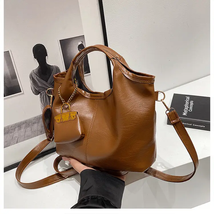Women's Retro Leather Bucket Bag Brown 2024 — feature 18
