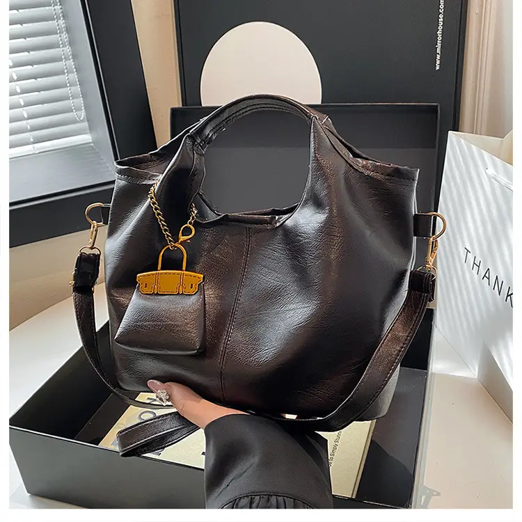 Women's Retro Leather Bucket Bag Brown 2024 — feature 9