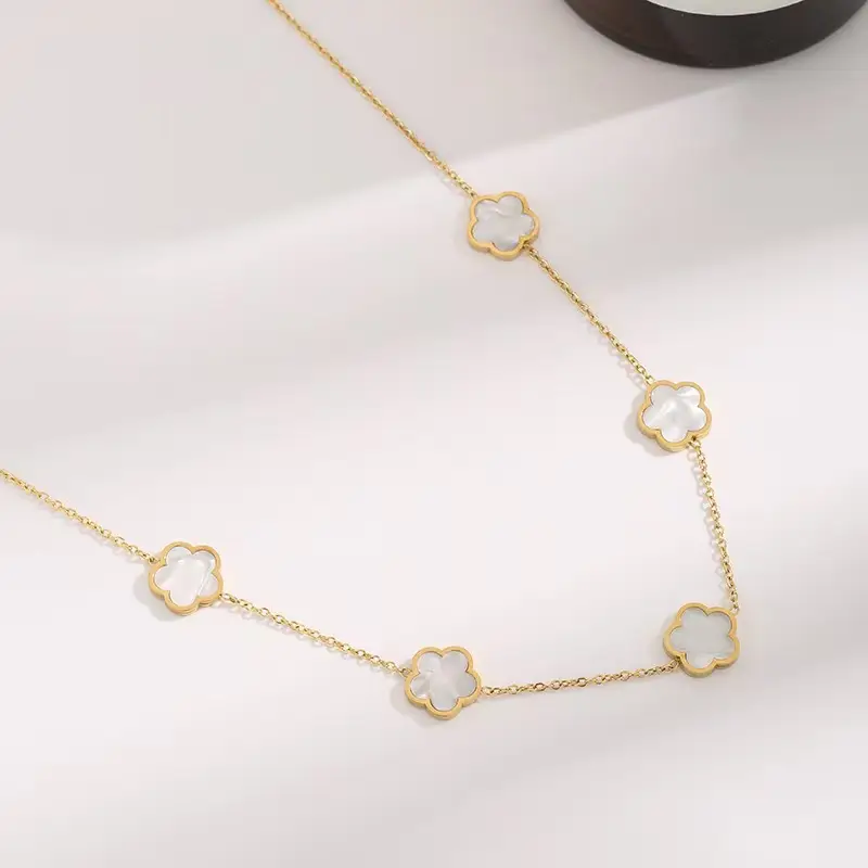 Women's Five-leaf Flower Titanium Steel Necklace Light Luxury - Image 14