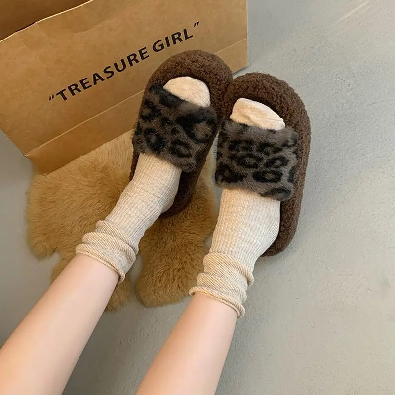 Leopard Print Thick-Soled Furry Slippers for Women Fashionable Outer Wear 2025 New Autumn and Winter Fashion Home Cross-Border Cotton Slippers Wholesale — feature 1