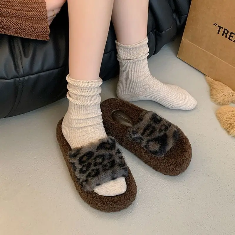 Leopard Print Thick-Soled Furry Slippers for Women Fashionable Outer Wear 2025 New Autumn and Winter Fashion Home Cross-Border Cotton Slippers Wholesale — feature 3