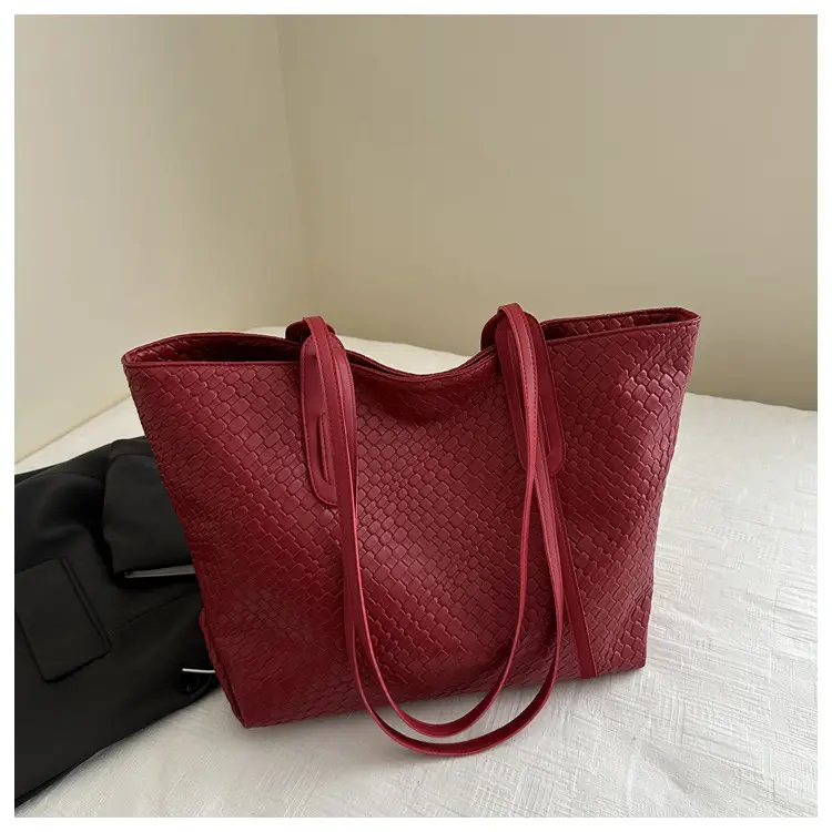 Red Vintage Woven Tote Bag Large Capacity Casual 2024 — feature 21