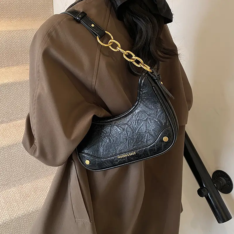 Women's Brown Croc Leather Chain Shoulder Bag - Image 8