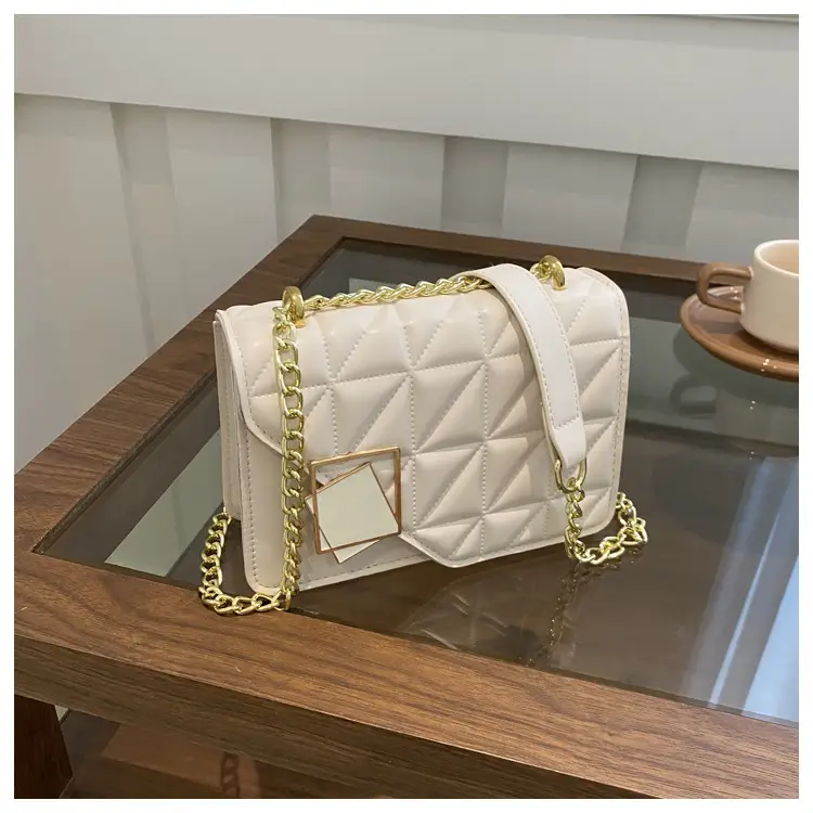 2024 Women's Black Quilted Chain Shoulder Bag - Image 6