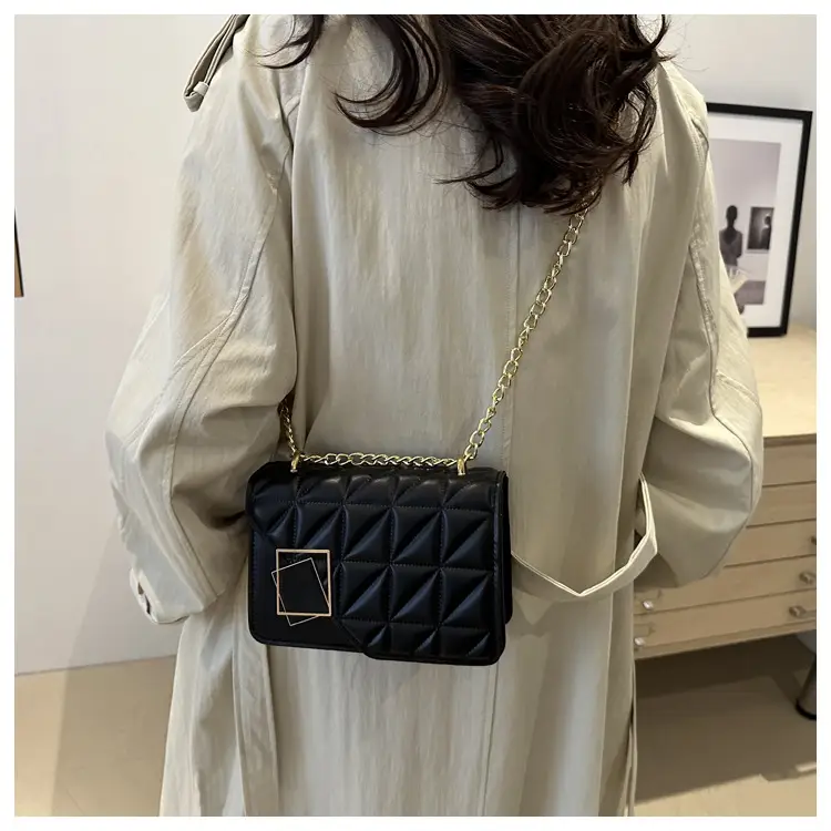 2024 Women's Black Quilted Chain Shoulder Bag - Image 8