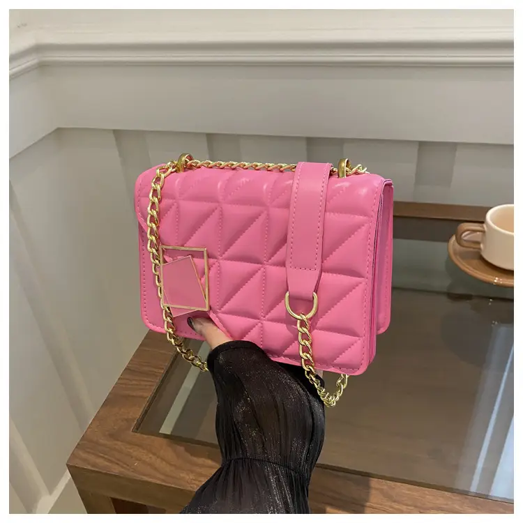 2024 Women's Black Quilted Chain Shoulder Bag - Image 3