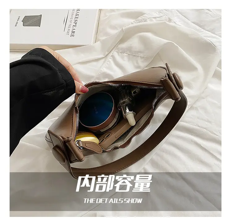 2024 New Autumn Crescent Mini Handbag Black — feature 10