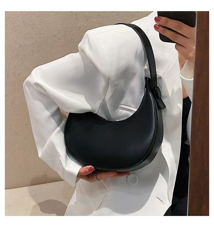 2024 New Autumn Crescent Mini Handbag Black — feature 16