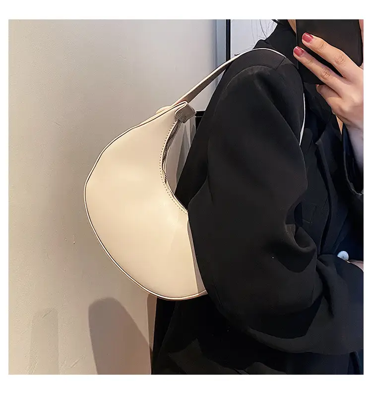 2024 New Autumn Crescent Mini Handbag Black — feature 21