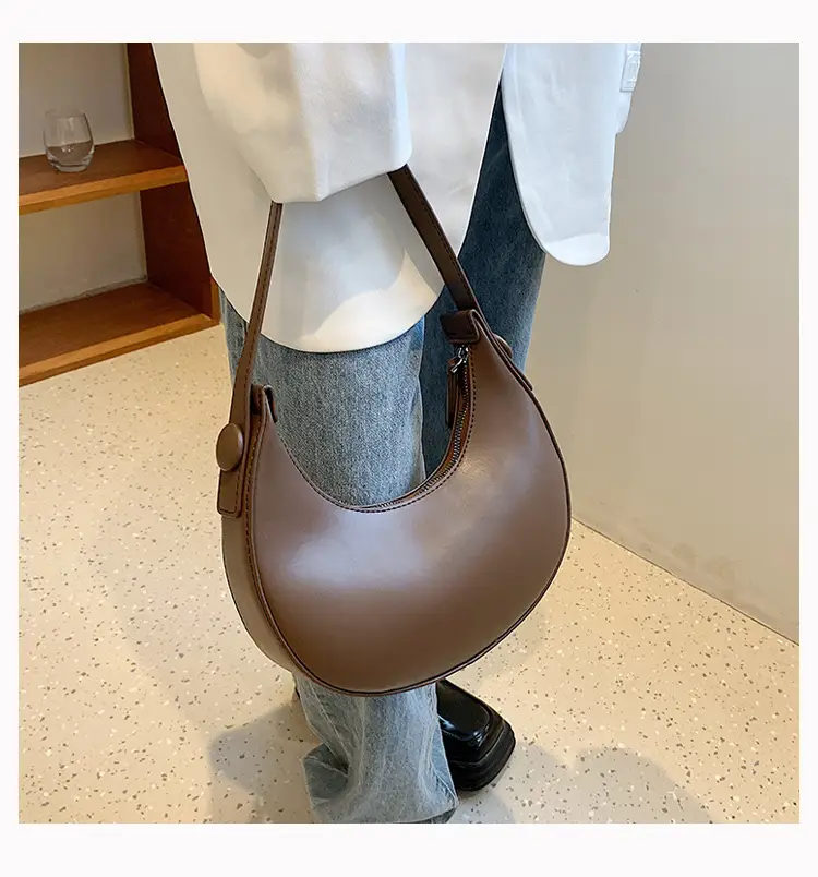 2024 New Autumn Crescent Mini Handbag Black — feature 24