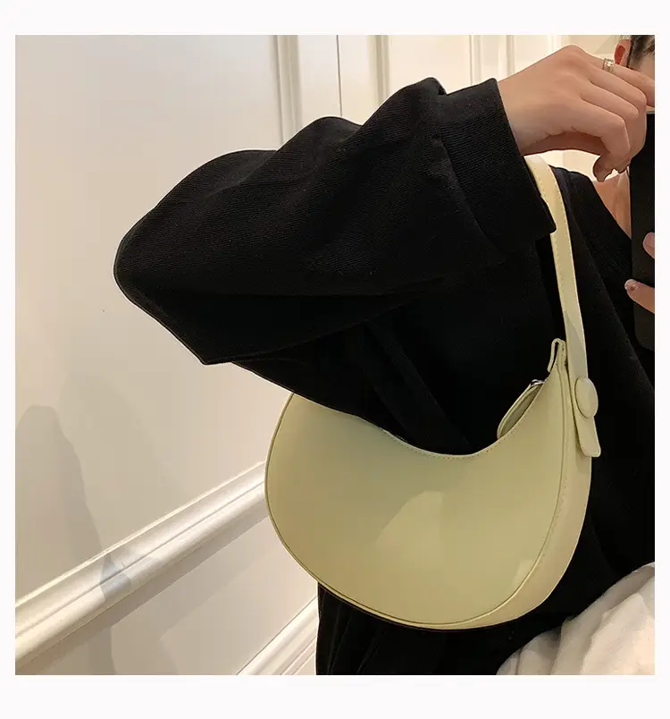 2024 New Autumn Crescent Mini Handbag Black — feature 29