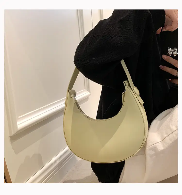 2024 New Autumn Crescent Mini Handbag Black — feature 31
