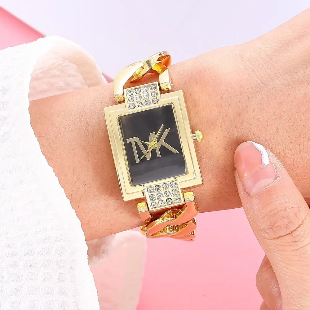 New Hot Selling Bracelet Watch All-match Fashion Quartz Watch Creative Hollow Diamond Fashion Square Women's Watch