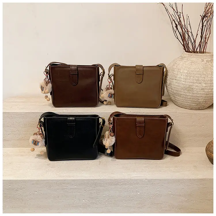 Women's Crossbody Bag Brown Textured 2026 New Fashion — feature 1