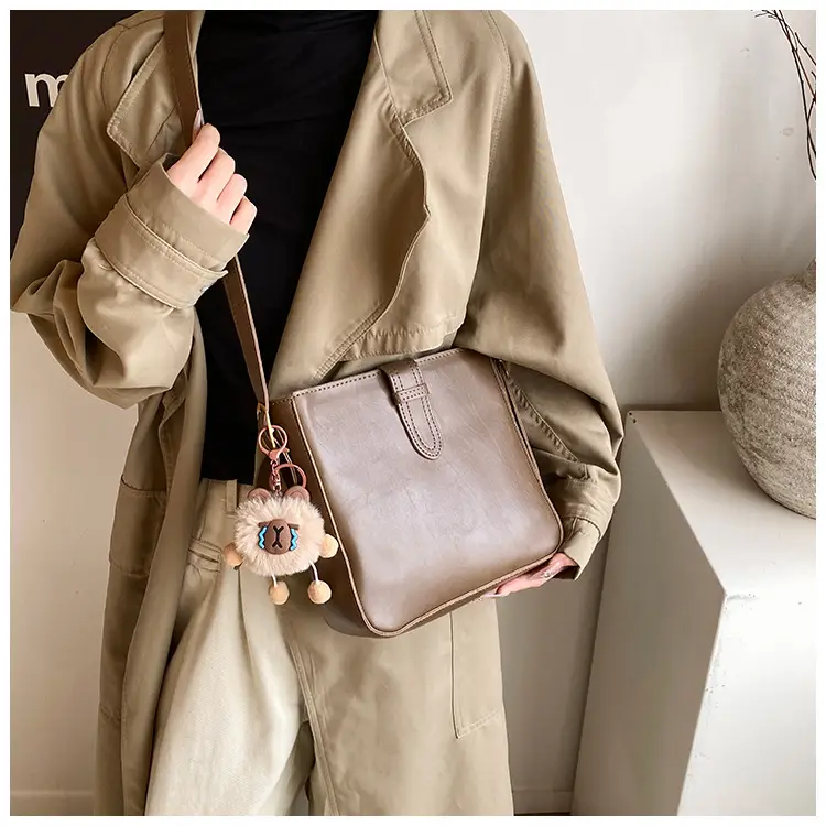 Women's Crossbody Bag Brown Textured 2026 New Fashion — feature 21