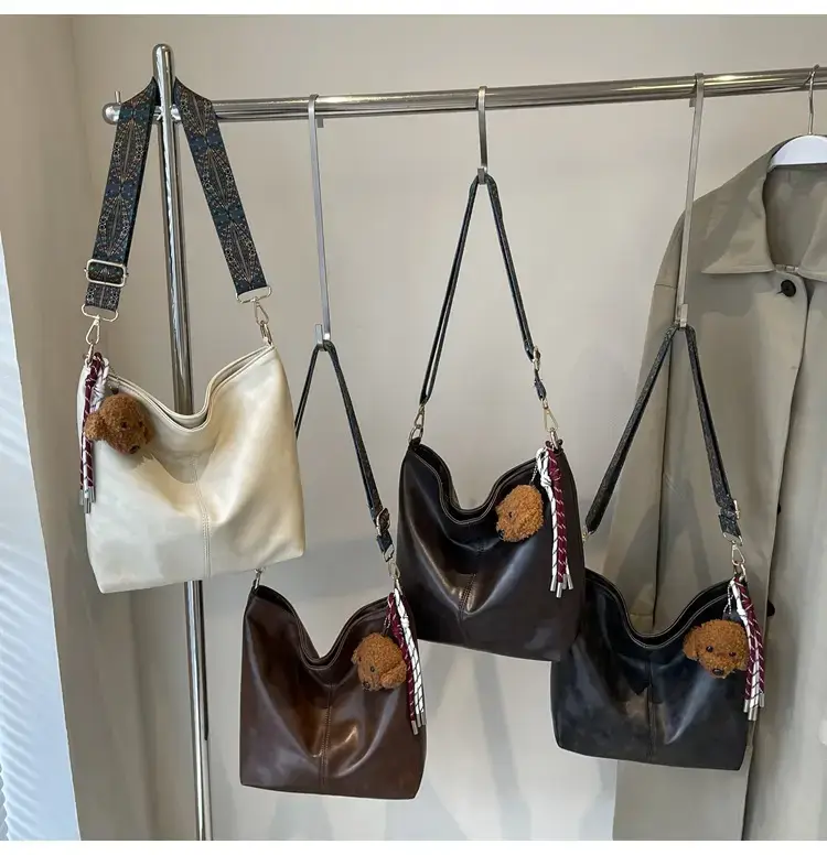 Women's Wax Leather Large Bag with Crossbody Strap — feature 13