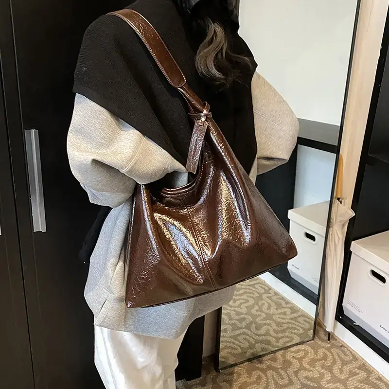 Black Leather Shoulder Bag for Women 2024 - Image 8