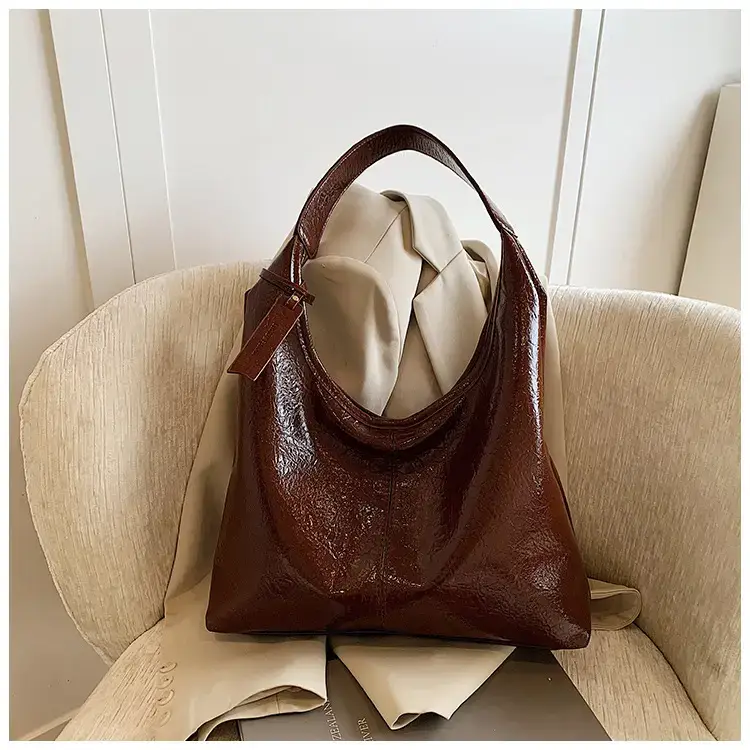 Black Leather Shoulder Bag for Women 2024 — feature 20