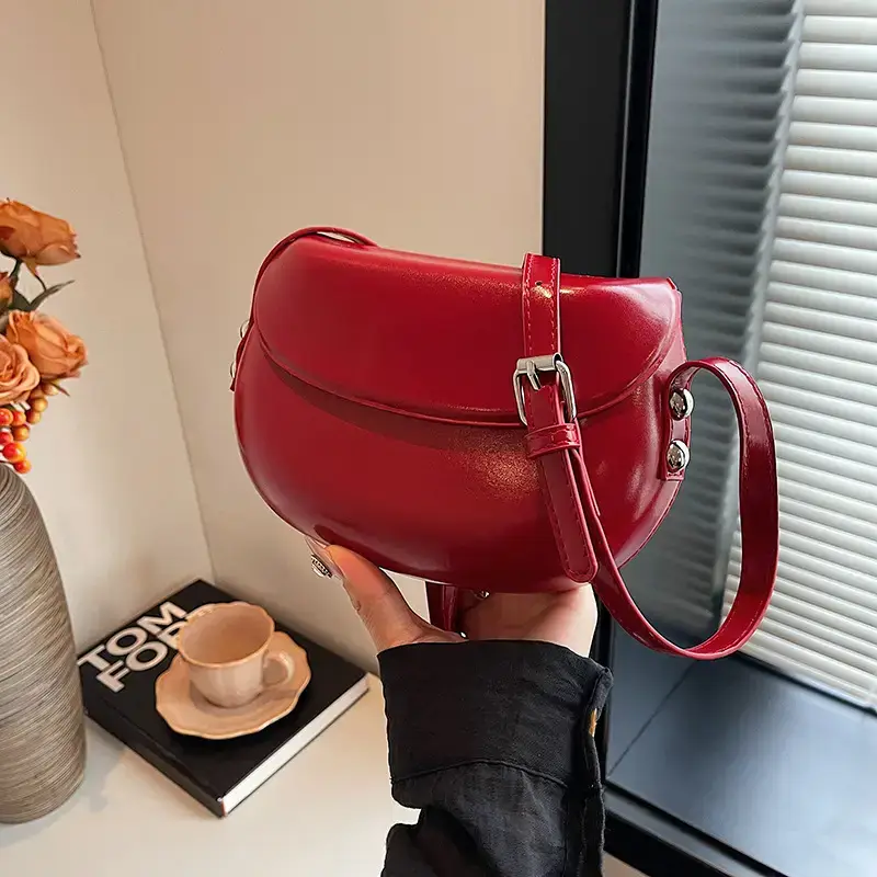 Red Korean Style Saddle Bag Women 2024 - Image 7