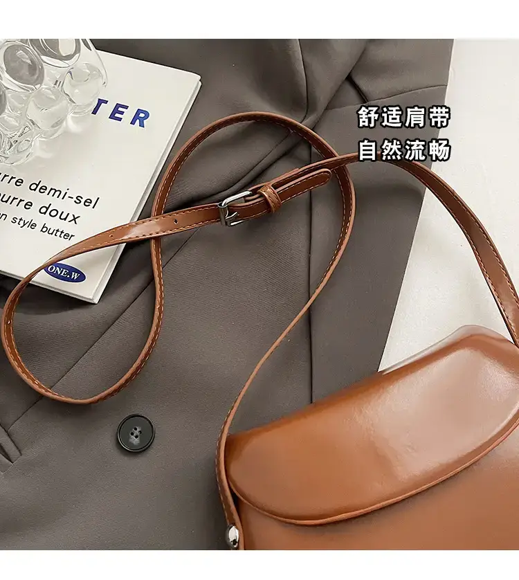 Red Korean Style Saddle Bag Women 2024 — feature 3