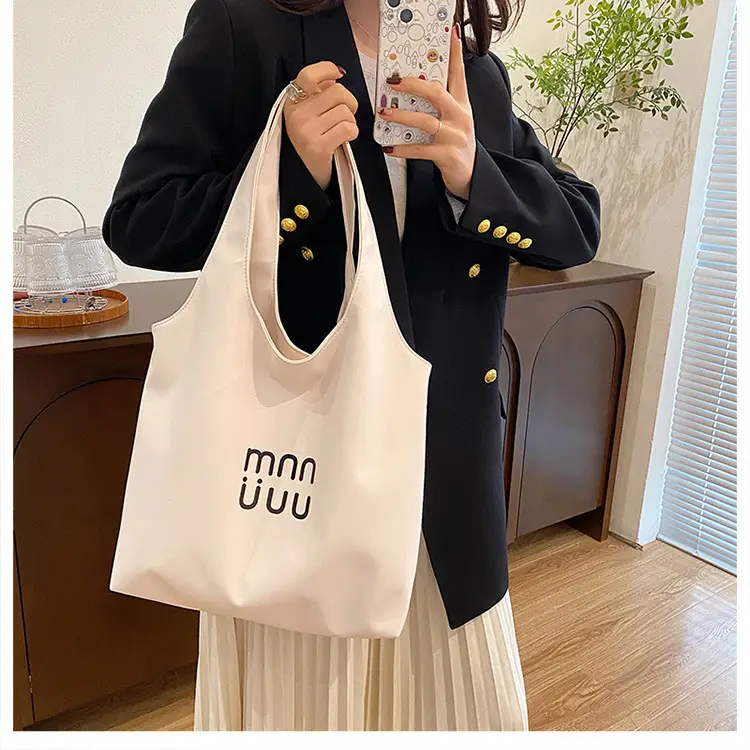 Black Leather Tote Bag for College Students 2026 — feature 24