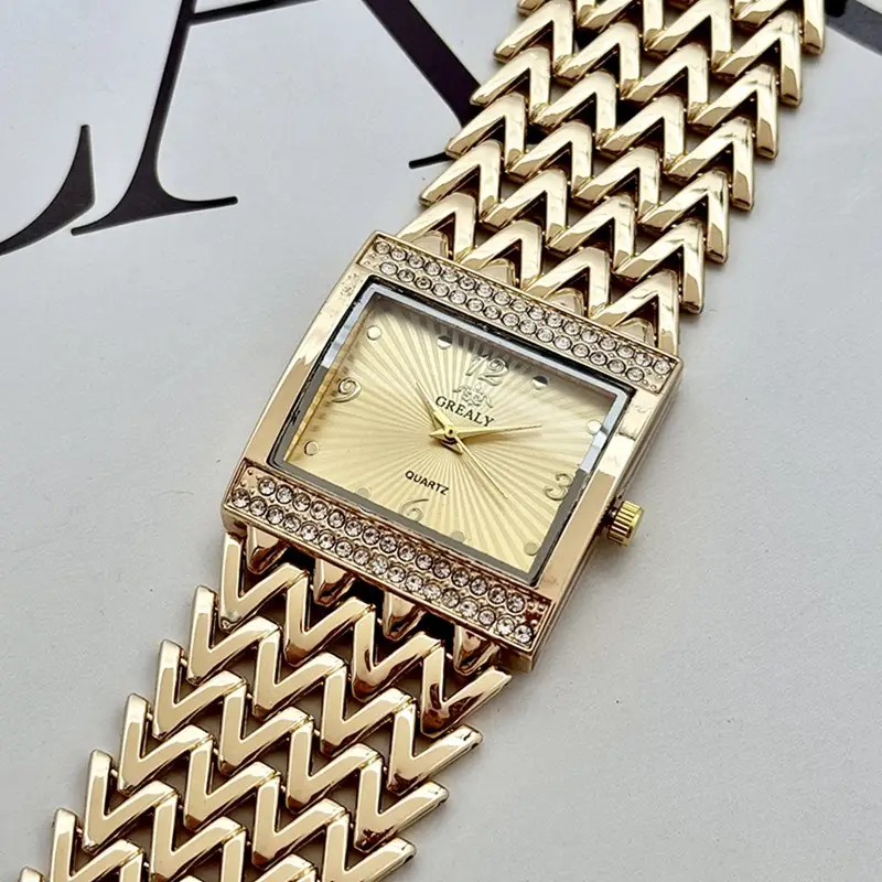 Women's Square Diamond Wavy Strap Quartz Watch - Image 6