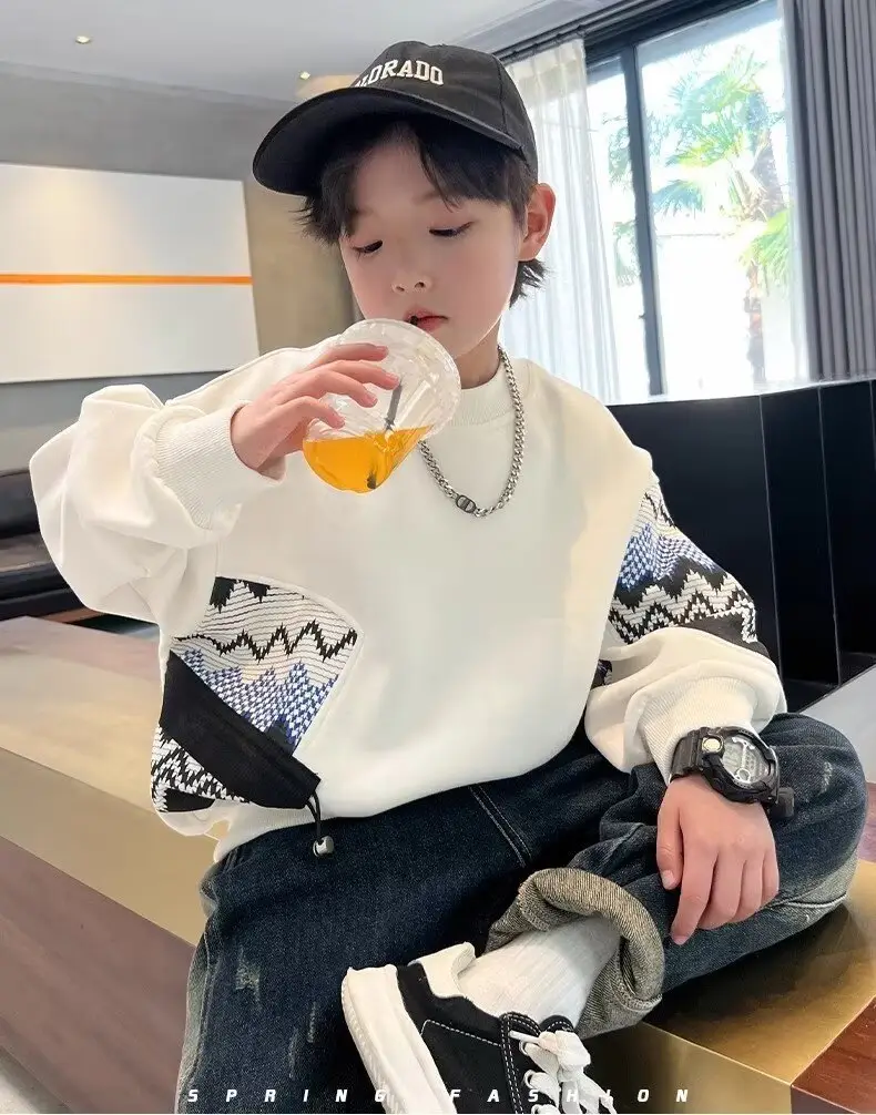 Autumn Boys Sweatshirt Black White Pattern 2025 — feature 1