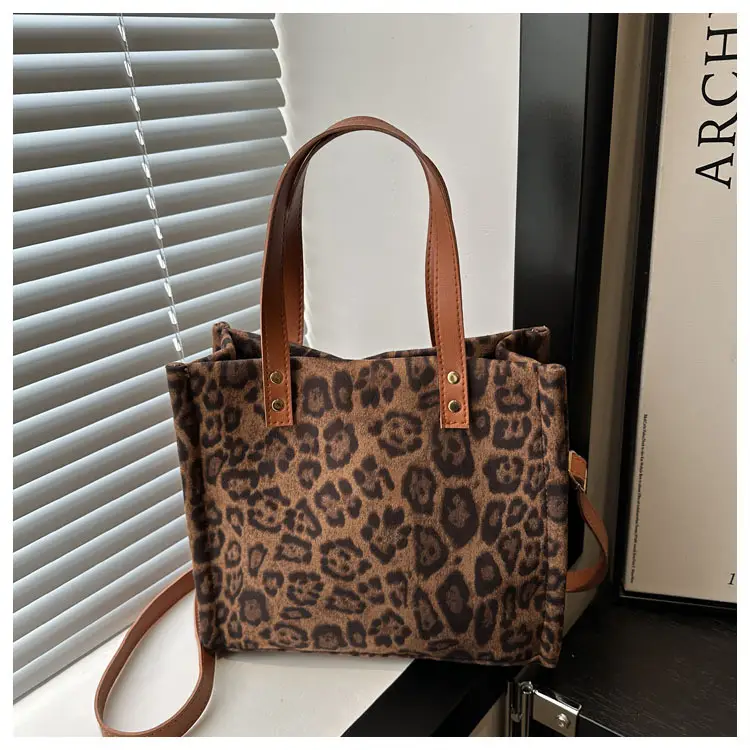 2024 Leopard Print Western Shoulder Bag Large Capacity — feature 12