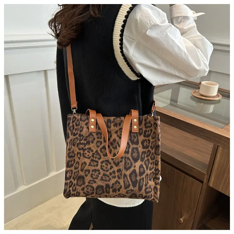 2024 Leopard Print Western Shoulder Bag Large Capacity — feature 25