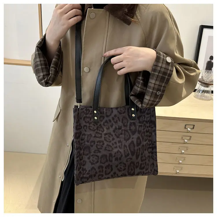 2024 Leopard Print Western Shoulder Bag Large Capacity — feature 32