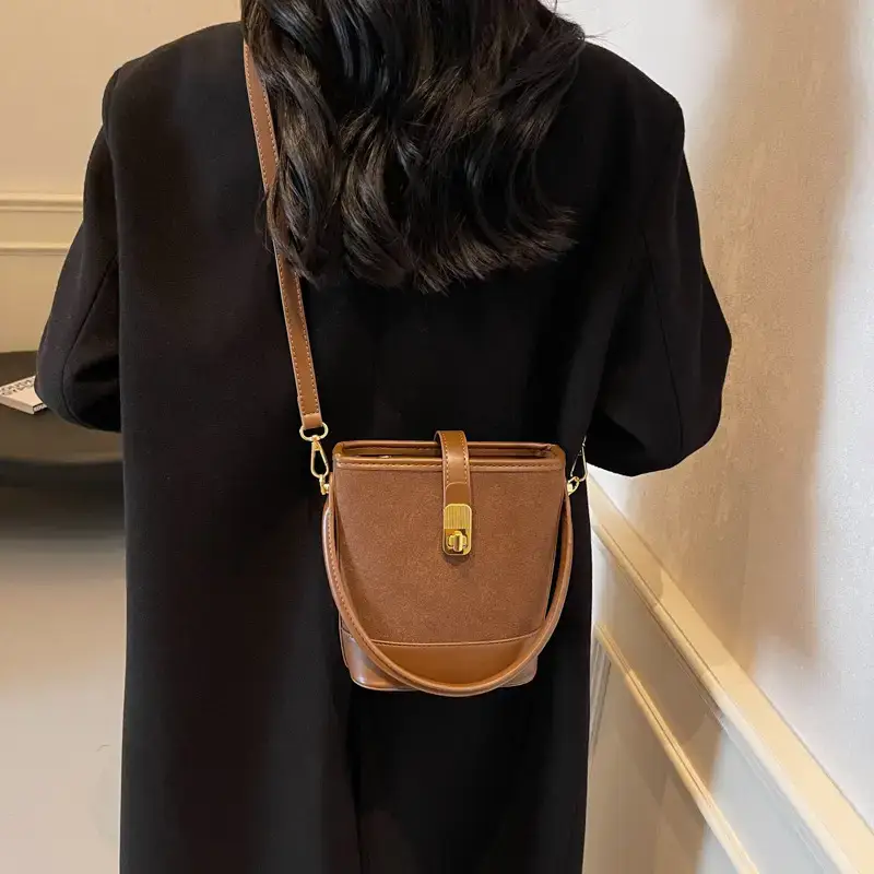 Women's Retro Brown Shoulder Crossbody Bag 2024 - Image 7