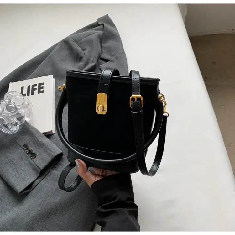 Women's Retro Brown Shoulder Crossbody Bag 2024 — feature 16