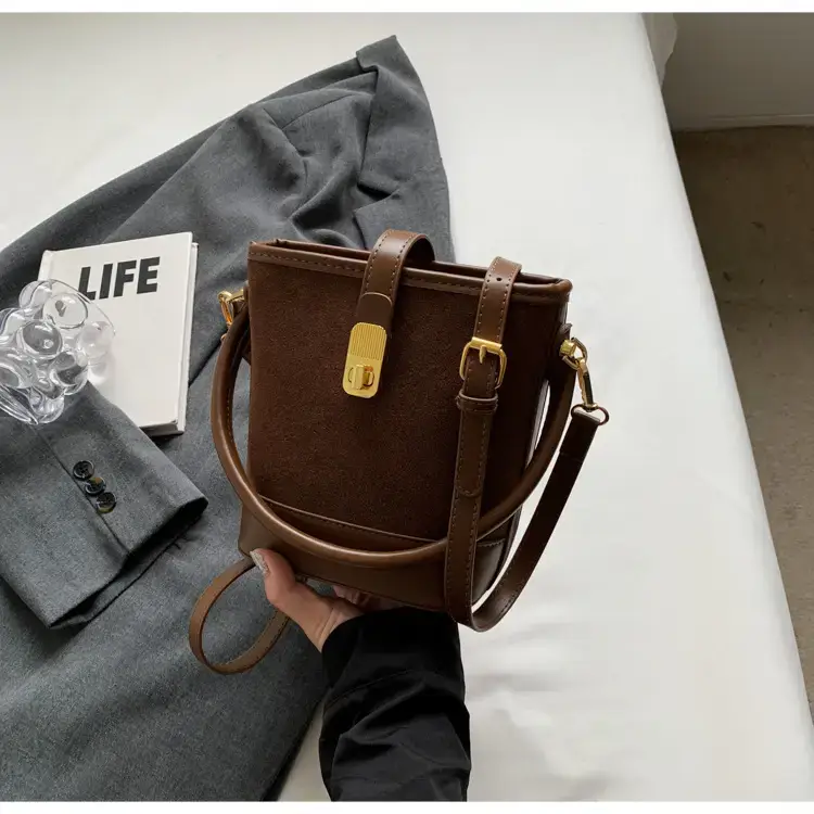 Women's Retro Brown Shoulder Crossbody Bag 2024 — feature 20