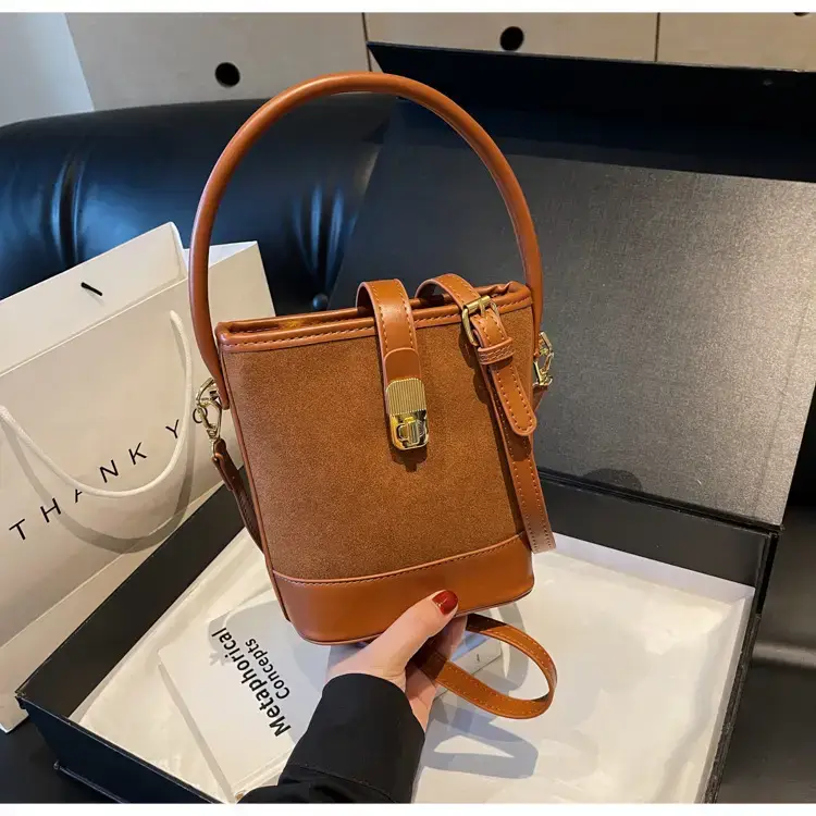 Women's Retro Brown Shoulder Crossbody Bag 2024 — feature 24