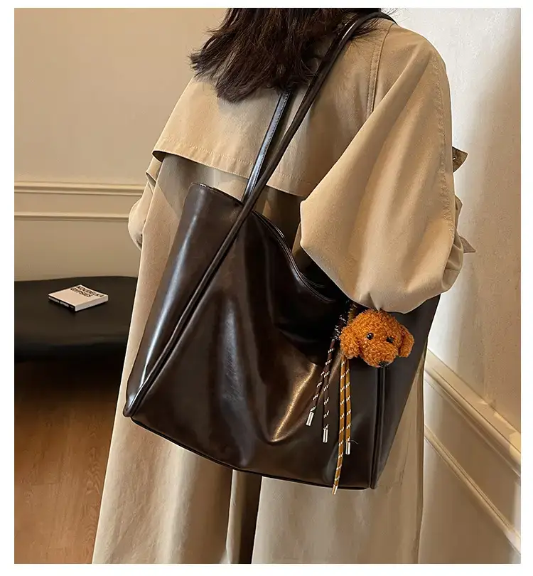 High-end Maillard Shoulder Bag Women Large Capacity Vintage Style — feature 1
