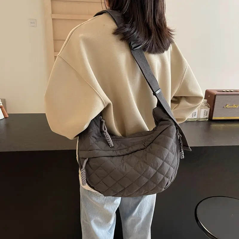 Large Capacity One-Shoulder Quilted Cotton Bag for Women