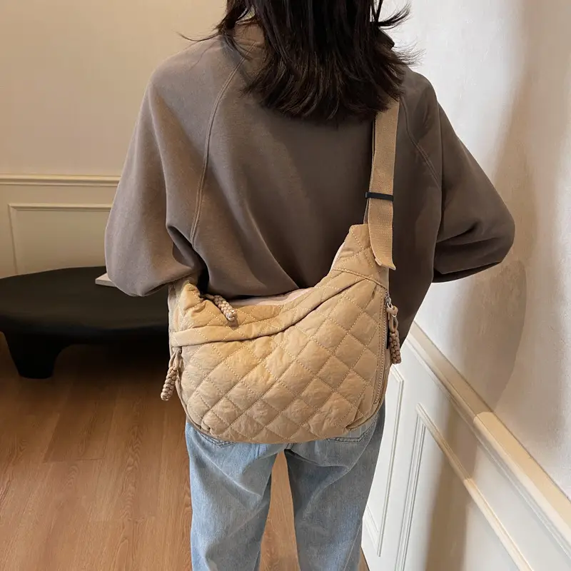 Large Capacity One-Shoulder Quilted Cotton Bag for Women