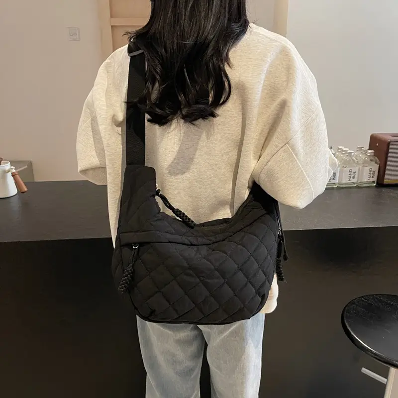Large Capacity One-Shoulder Quilted Cotton Bag for Women