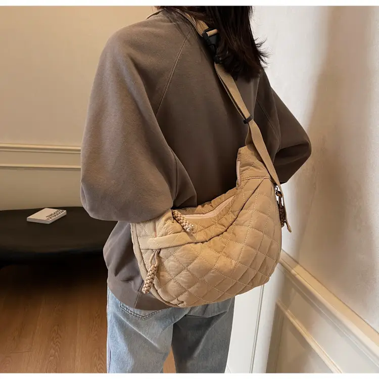 Large Capacity One-Shoulder Quilted Cotton Bag for Women — feature 49