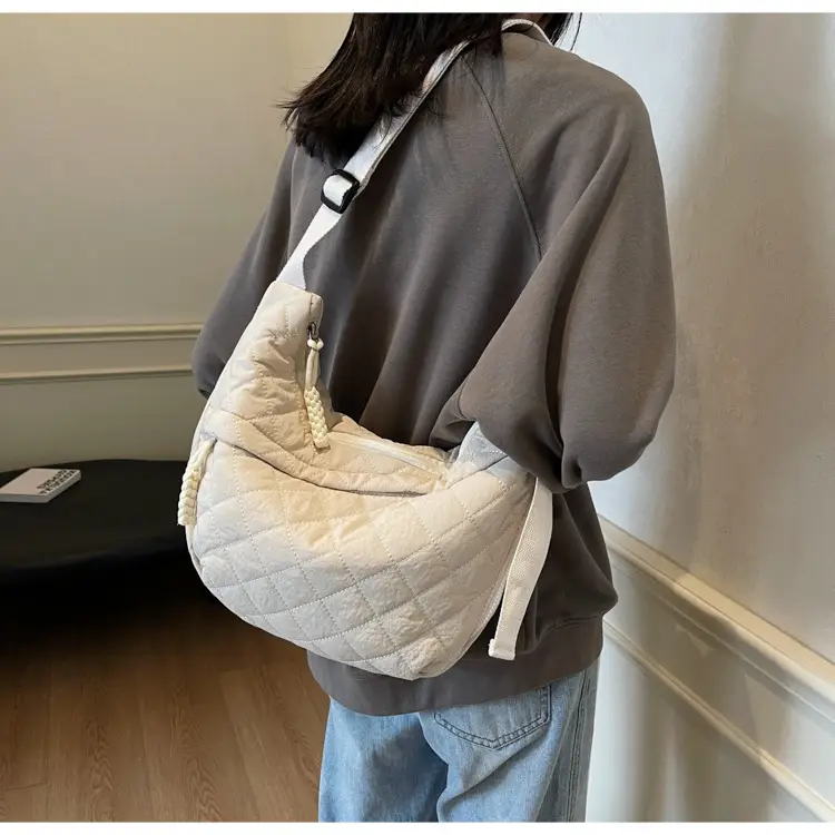Large Capacity One-Shoulder Quilted Cotton Bag for Women — feature 63