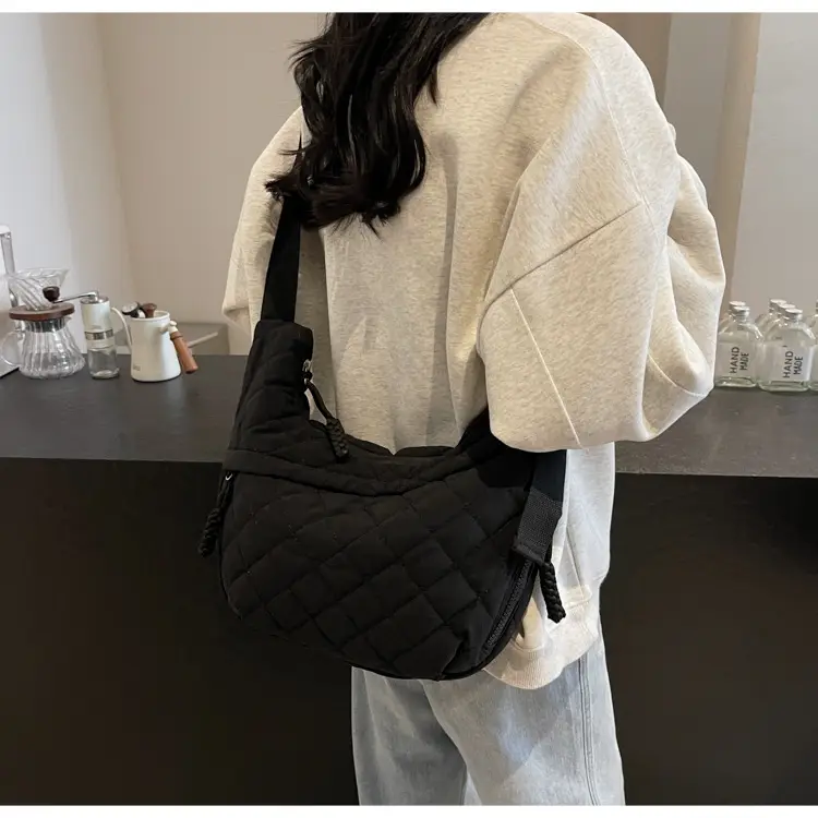 Large Capacity One-Shoulder Quilted Cotton Bag for Women — feature 72