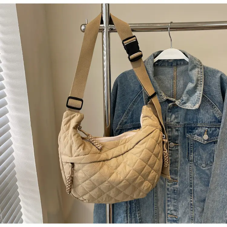 Large Capacity One-Shoulder Quilted Cotton Bag for Women — feature 78