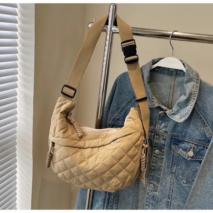 Large Capacity One-Shoulder Quilted Cotton Bag for Women — feature 79
