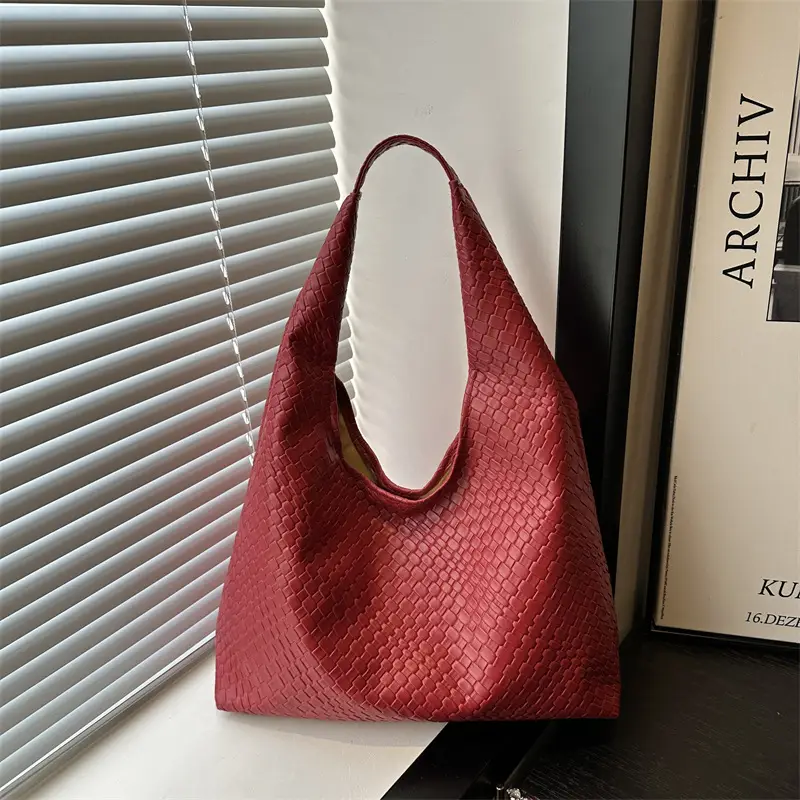 Retro Women's Brown Woven Shoulder Tote Bag - Image 6